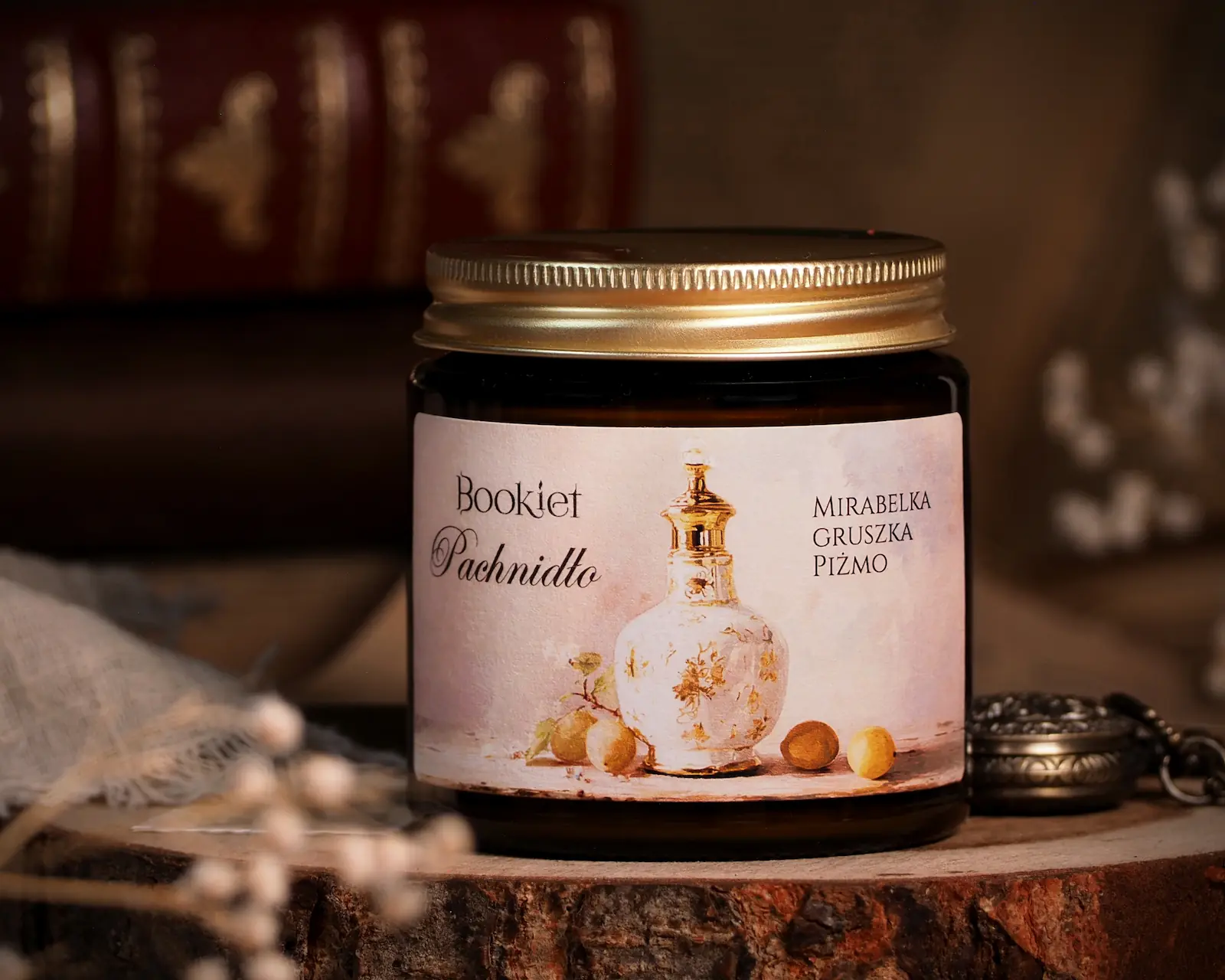 Mała świeca sojowa Pachnidło 120ml o zapachu mirabelki, gruszki i drzewa sandałowego